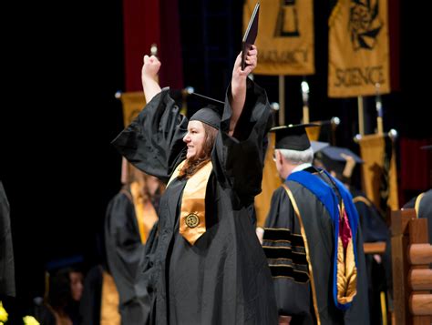 Purdue 2024 graduation date. Dec 17, 2023 · Sunday, Dec. 17, 2023, at 7 p.m. ET. College of Education. College of Health and Human Sciences. College of Liberal Arts. Mitchell E. Daniels, Jr. School of Business. Purdue's Winter 2023 Commencement ceremonies celebrate thousands of graduates on their next giant leap. View the livestreams during or after the event to join us in celebrating ... 