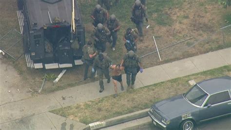 Pursuit suspect busted after standoff in Bell Gardens