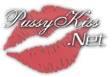 Kissing and licking a mature woman's pussy. . Pussykiss