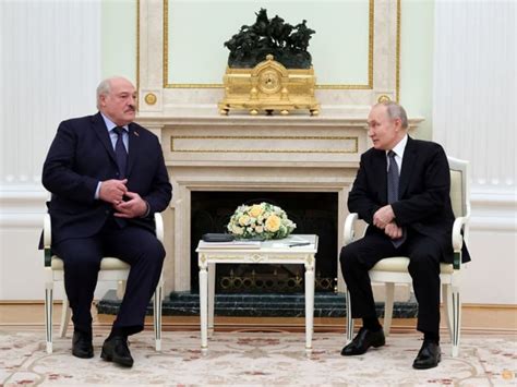 Putin opens talks with Belarus leader, no public mention of Ukraine