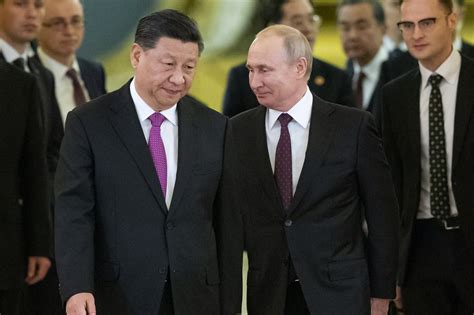 Putin welcomes China’s Xi to Kremlin amid Ukraine war