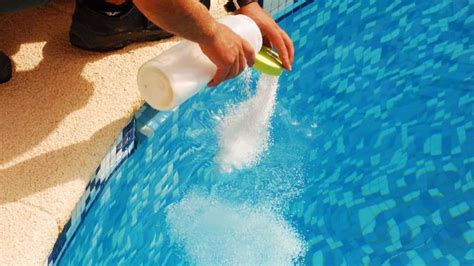 Putting chlorine in pool