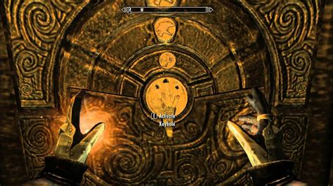 From the UESP wiki's "Skyrim Puzzle Totems - Bugs" article: A common bug is that the rings on the dragon claw doors may not rotate, or the door may not open after the correct combination is set. Possible fixes are: Save and then immediately load that save. Load either the auto-save from the entrance, or a save from before you entered.. 