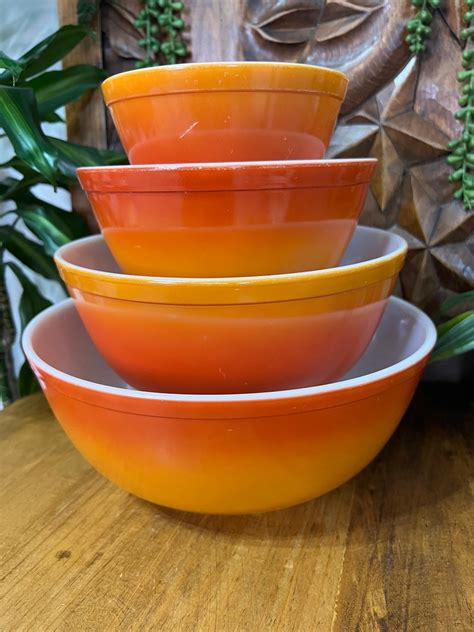 Pyrex Ombre Bowl - Etsy