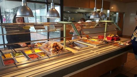 Q cumbers edina minnesota. Q. Cumbers, Edina, MN. The venerable Q. Cumbers buffet has had such a long run because of its focus on fresh ingredients and generally-healthy fare (don’t … 