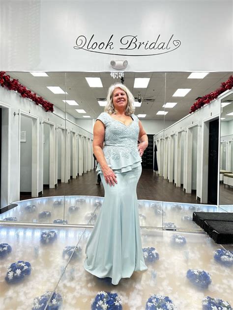 Our 20,000 square footage of square brick and mortar retail store houses the best affordable luxury Bridal, Prom, Quinceañera dress collection, with tuxedos. Tammy Nguyen, Q-Look Bridal's Founder and Creative Director of Q-Look Bridal, started her business to help anxious brides-to-be find their most perfect dream dress through the most ... . 