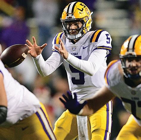 QB Nussmeier to make 1st start in place of Daniels for No. 13 LSU vs Wisconsin in ReliaQuest Bowl