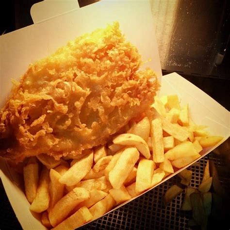 QUEEN VIC FISH AND CHIPS, Chorley - Tripadvisor