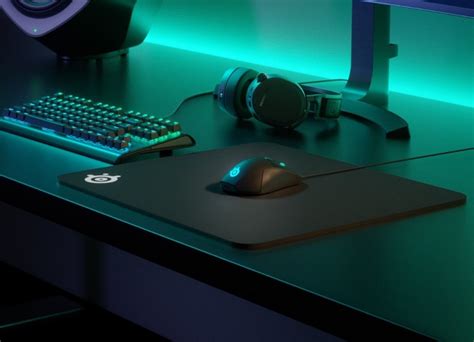 Qck large mouse pad