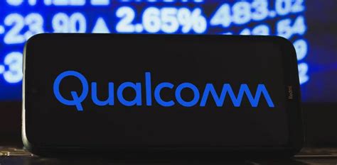 Nov 14, 2023 · The analyst has a Buy rating on the stock and raised its price target from $135 to $140. Out of the 21 analysts covering Qualcomm stock, 14 recommend a Buy, six recommend a Hold, and one ... . 