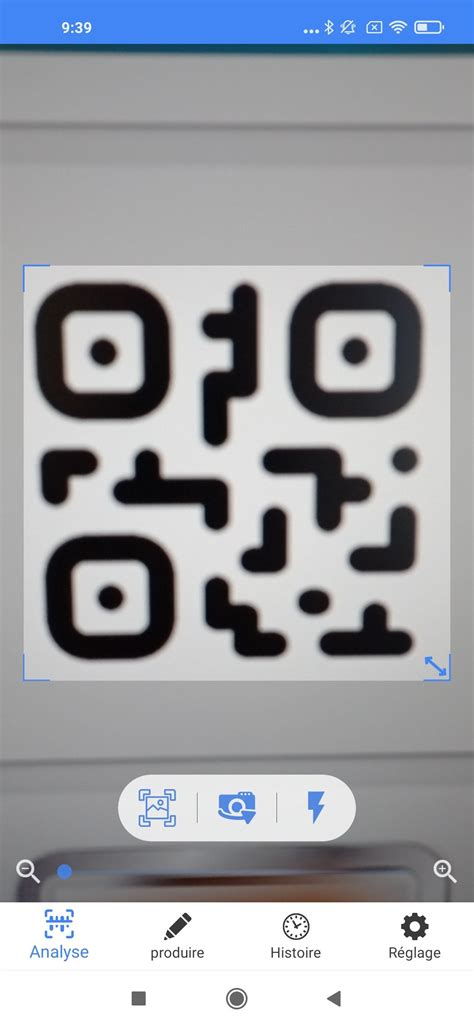 Qr code lecteur.  Elle est gratuite et disponible sur Android.  Créez des c...
