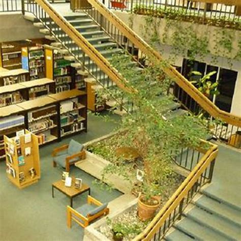 Quakers - Hawthorne - Literature - NSCC Library at North ...