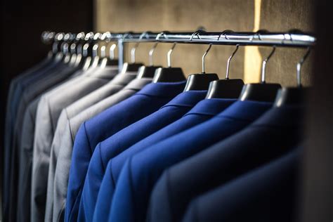 Quality clothing. Learn how to buy clothes without the retail markup in this article. Visit HowStuffWorks to read about how to buy clothes without the retail markup. Advertisement The high cost of c... 