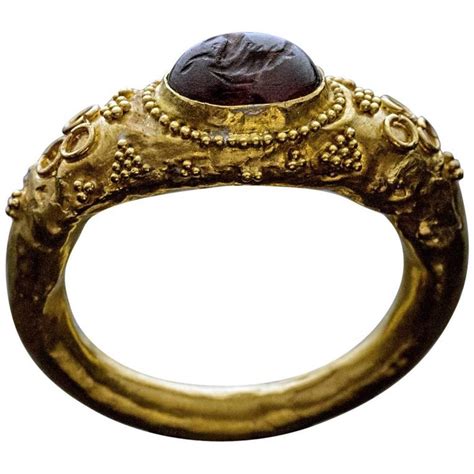 World Of Warcraft Item - Quartered Ancient Ring; Item class: Consumable; Item subclass: Other; Item inventory type: Non-equippable;. 