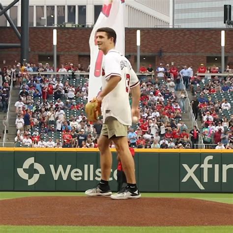 Quarterback Stetson Bennett brings the heat on first pitch at …