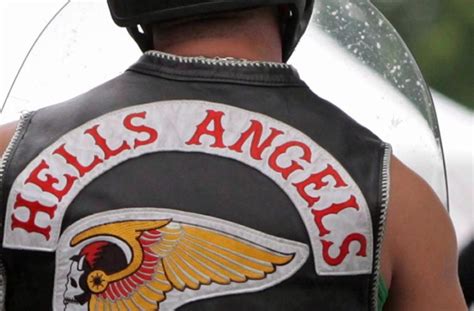 Quebec police conduct anti-drug trafficking raids targeting Hells Angels, Mafia
