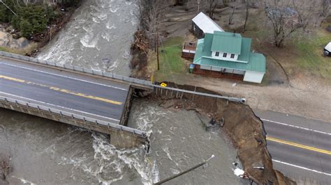 Quebec public security officials say 89 communities affected by spring flooding