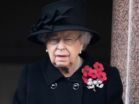 Queen Elizabeth to make first public appearance since hospital stay