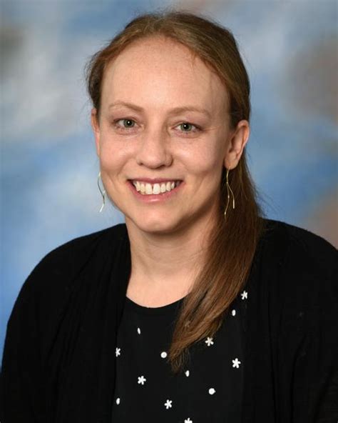 Dr. Karen Elise Papez. Nephrology, Pediatrics. 9. 23 Years Experience. 21321 East Ocotillo Road, Queen Creek, AZ 85142 0.00 miles. Dr. Papez graduated from the University of Nevada School of Medicine in 2000. She works in Flagstaff, AZ and 126 other locations and specializes in Nephrology and Pediatrics.. 