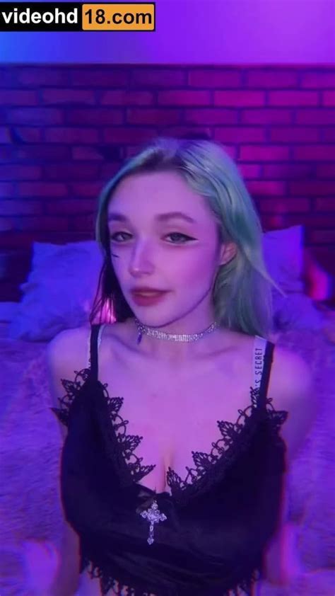 Queenfesch6 onlyfans nude leaks