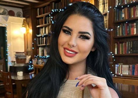 Queenie Gee Leaks [PPV] 💋 201 Photos