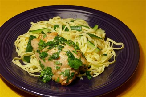 Quick Fix: Scampi-Style Chicken and Linguine with Zucchini full of classic Italian flavors