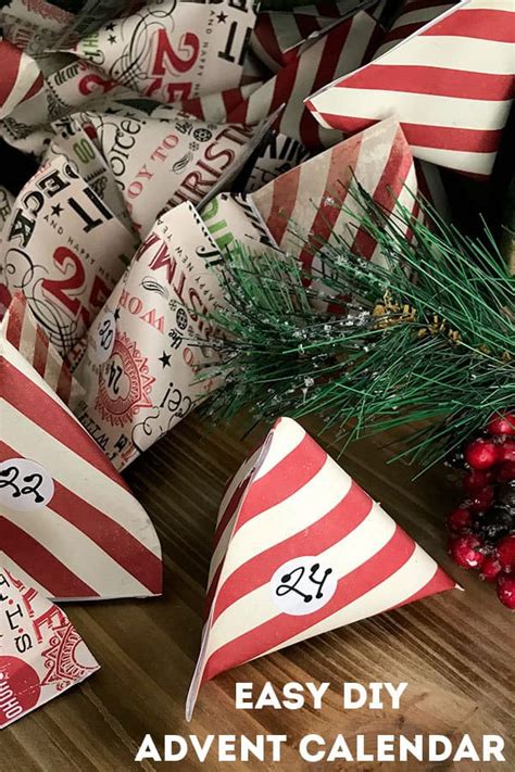 Quick and Simple Paper Pocket Advent Calendar to Make