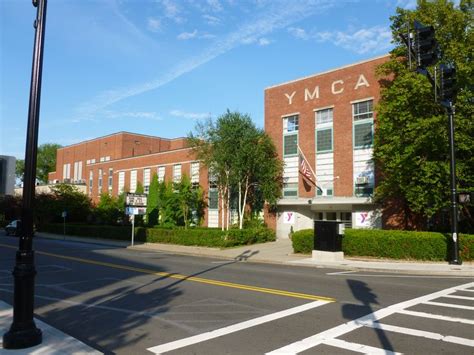Quincy ymca. The Patriot Ledger. QUINCY – The South Shore YMCA in Quincy Center will soon be renamed in honor of longtime donors Rob Hale, owner of Granite Telecommunications, and his wife, Karen, a former ... 