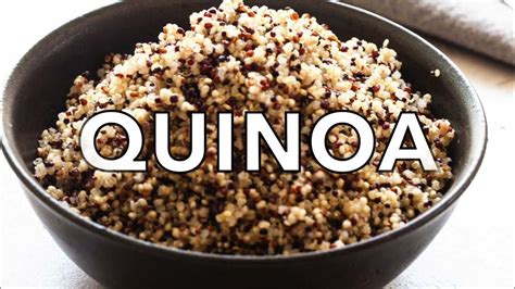 Quinoa pronunciation. Quinoa should be well cooked, with the help of the wooden spoon, mash it. 4. In the end, add salt to the quinoa and reserve. For the onion stew: 1. In a pan add the oil and brown the onion. 2. Add yellow pepper and let … 
