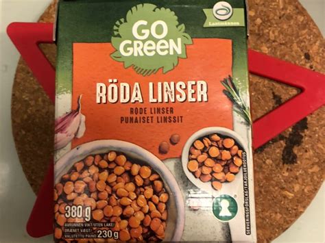 Röda linser i vatten