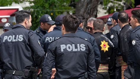 Rüyada Polis Vurduğunu Görmek , Rüyada Polis Vurduğunu .