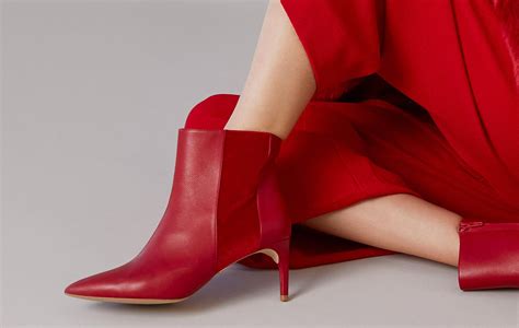 Rüyada kırmızı ayakkabı giymek diyanet