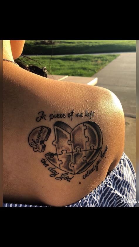 Nov 17, 2021 · 1 – RIP Tattoo. One type of memorial tattoo is the “RIP tattoo.”. These can include an unobtrusive symbol such a name and date of death, a rose, or perhaps a gravestone with name and date of date. Some grandchildren are more comfortable using the date of birth, and that is absolutely acceptable. . 