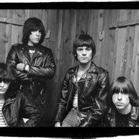 RAMONES - EAT THAT RAT LYRICS