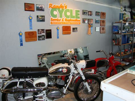 Randys Cycle Service & Restoration: Painting - muktibox.com