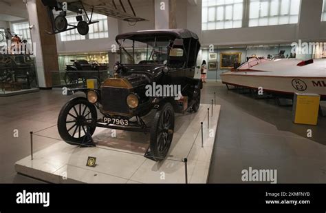 RARE Footage: Ford Model T - Assembly Line - wintechmobiles.com