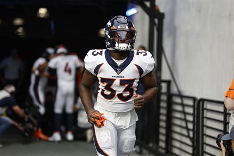 RB Javonte Williams expects to be cleared for training camp, wants to play in Week 1: “It’s up to the Broncos”