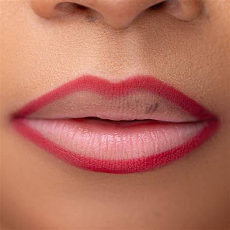 Red Lip - Syzygium myrtifolium - raincitystudios.com