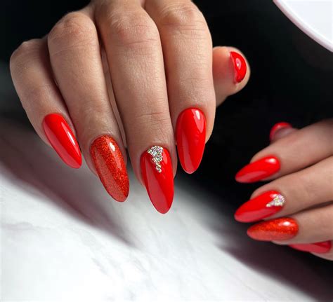 RED NAILS - 20 Photos & 37 Reviews - 5900 Spout …