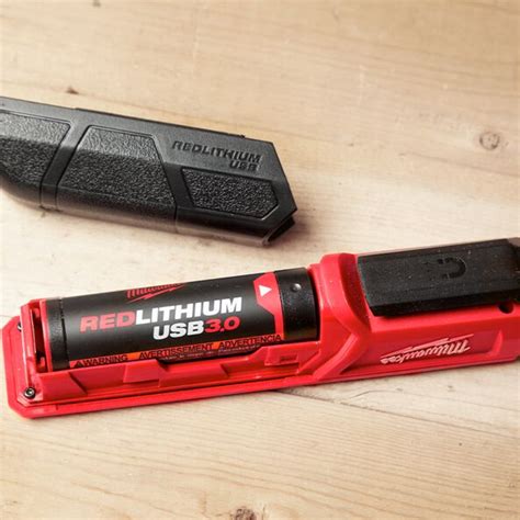 REDLITHIUM USB Battery - Milwaukee Electric Tool