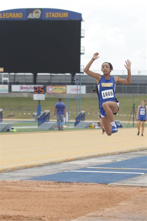 REGIONAL TRACK: Tillman leads Irion County girls to II-1A title