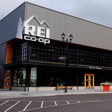 REI Beachwood, OH - Store Locator & Hours