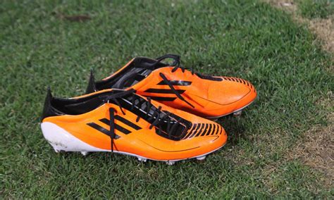 Rekomendasi Sepatu Bola Adidas Terbaik - wintechmobiles.com