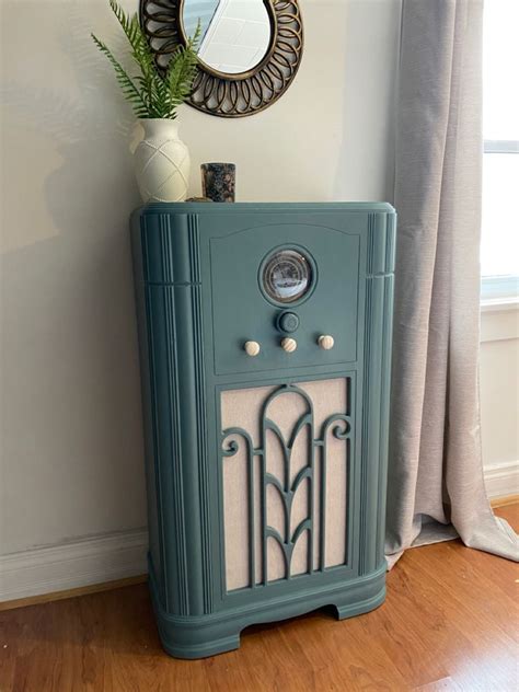 Restoration Of A Vintage Art Deco Radio Cabinet - muktibox.com
