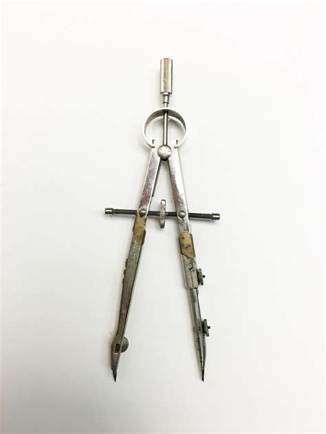 Restoration of the old drawing compass. - muktibox.com