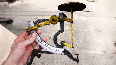 Restoring antique rusty scale - Restoration project - muktibox.com