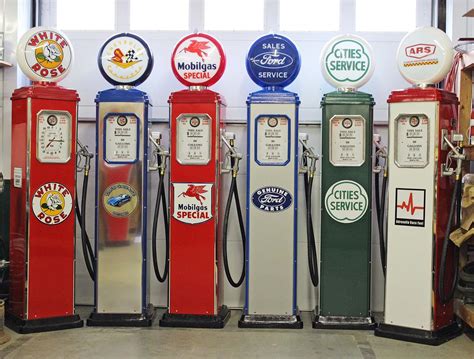 Retro Gas Pumps - Bars and Booths - muktibox.com