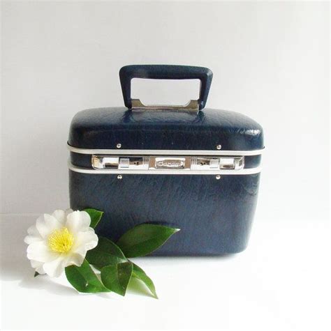 Retro Vanity Case - Etsy UK - muktibox.com