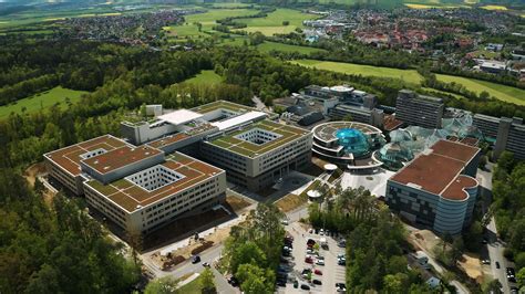 RHÖN-KLINIKUM Campus Bad Neustadt: Der große Umzug hat …