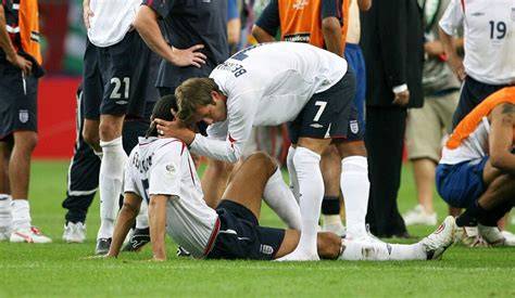 Rio Ferdinand and Gabriel Batistuta identify 'big problem' that nearly ... - raincitystudios.com